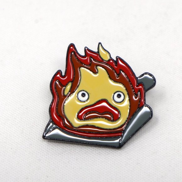 Cute Calcifer Enamel Pin Badge Howl’s Moving Castle Anime Fire Studio Ghibli Pan - Picture 1 of 16